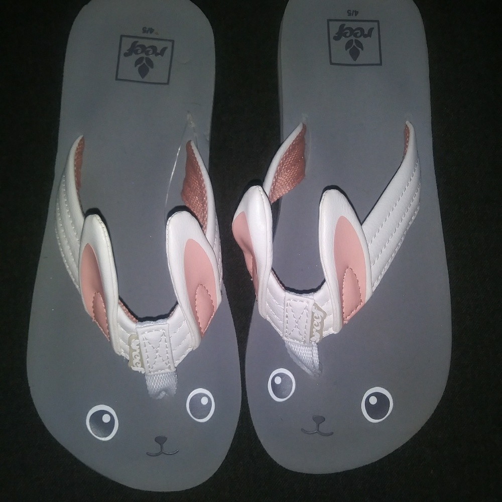 Girl's Reef bunny flip flops